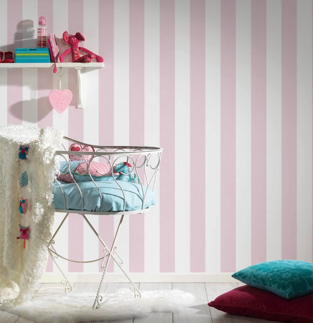 Little Love 381482 - Image 3